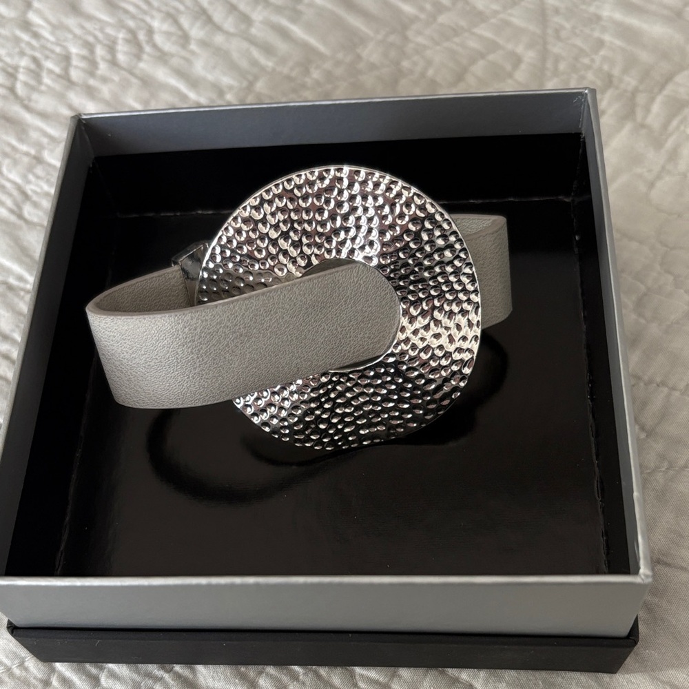 Leather Silver and Gray Magnetic Bracelet